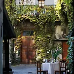 Antique Plac Szczepanski Apartahotel 4*