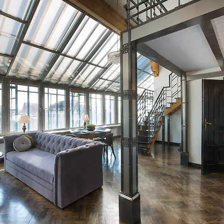 Antique Plac Szczepanski Apart Otel 4*