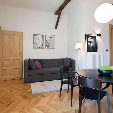 Apart Otel Antique Plac Szczepanski