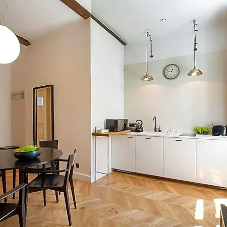 Antique Plac Szczepanski Aparthotel 4*