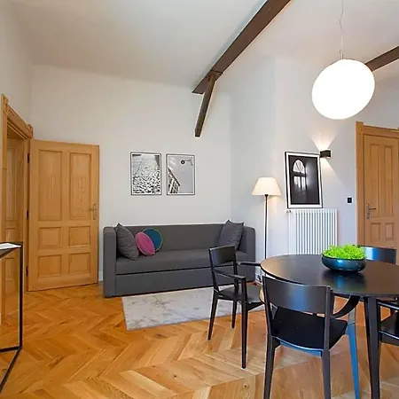 Antique Plac Szczepanski