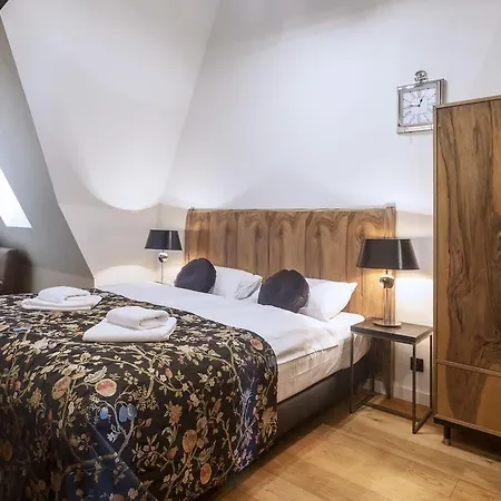 Antique Plac Szczepański 3* Cracovie