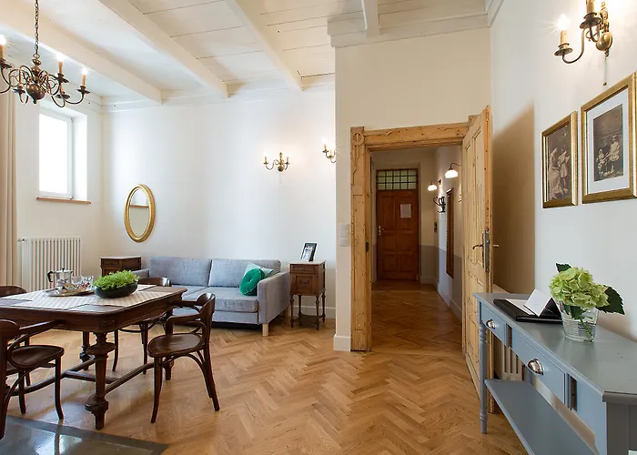 Aparthotel Antique Plac Szczepanski