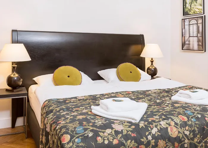 Antique Plac Szczepanski Krakow