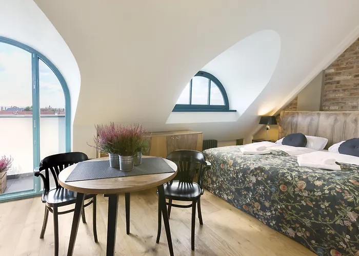 Aparthotel Antique Plac Szczepanski