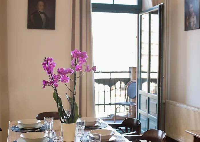 Aparthotel Antique Plac Szczepanski 4*